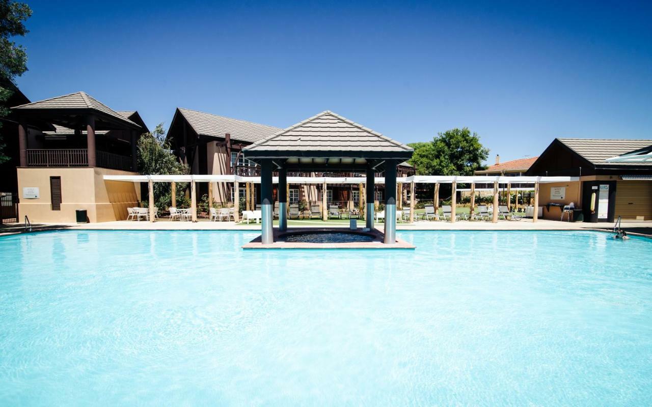 Novotel Vines Resort Swan Valley The Vines Exterior photo